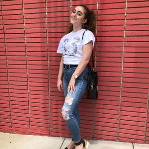 Meet your Posher, Rachel